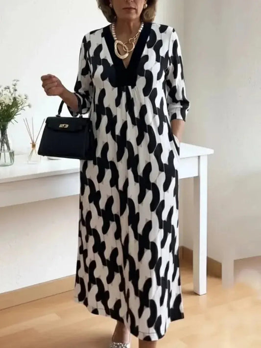 2026🔥 Effortless V-Neck Midi Dress
